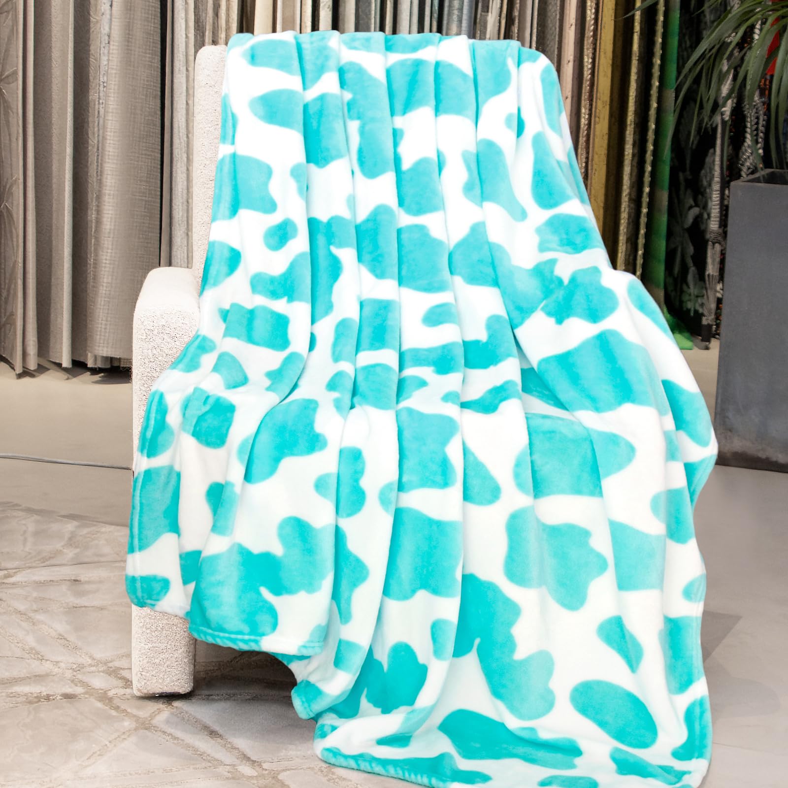 Small Throw Blanket for Kids Toddlers, Ultra Soft Warm Fuzzy Fleece Baby Blankets for Boys Girls, Nursery Throws for Crib Stroller Car Playroom Decor, Birthday Gifts 40x50inches