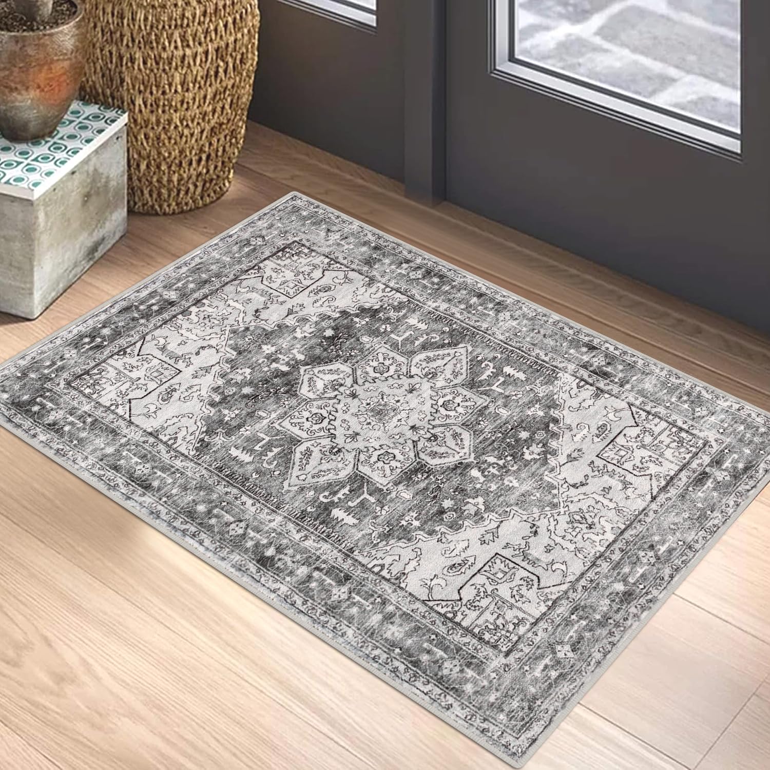 Yamaziot Washable Runner Rug, 2x8 Non-Slip Boho Vintage Hallway Rug Runner with Rubber Backing, Stain Resistant & Low Pile Faux Wool Distressed Carpet Runner for Bedroom, Kitchen, Laundry, Entrance