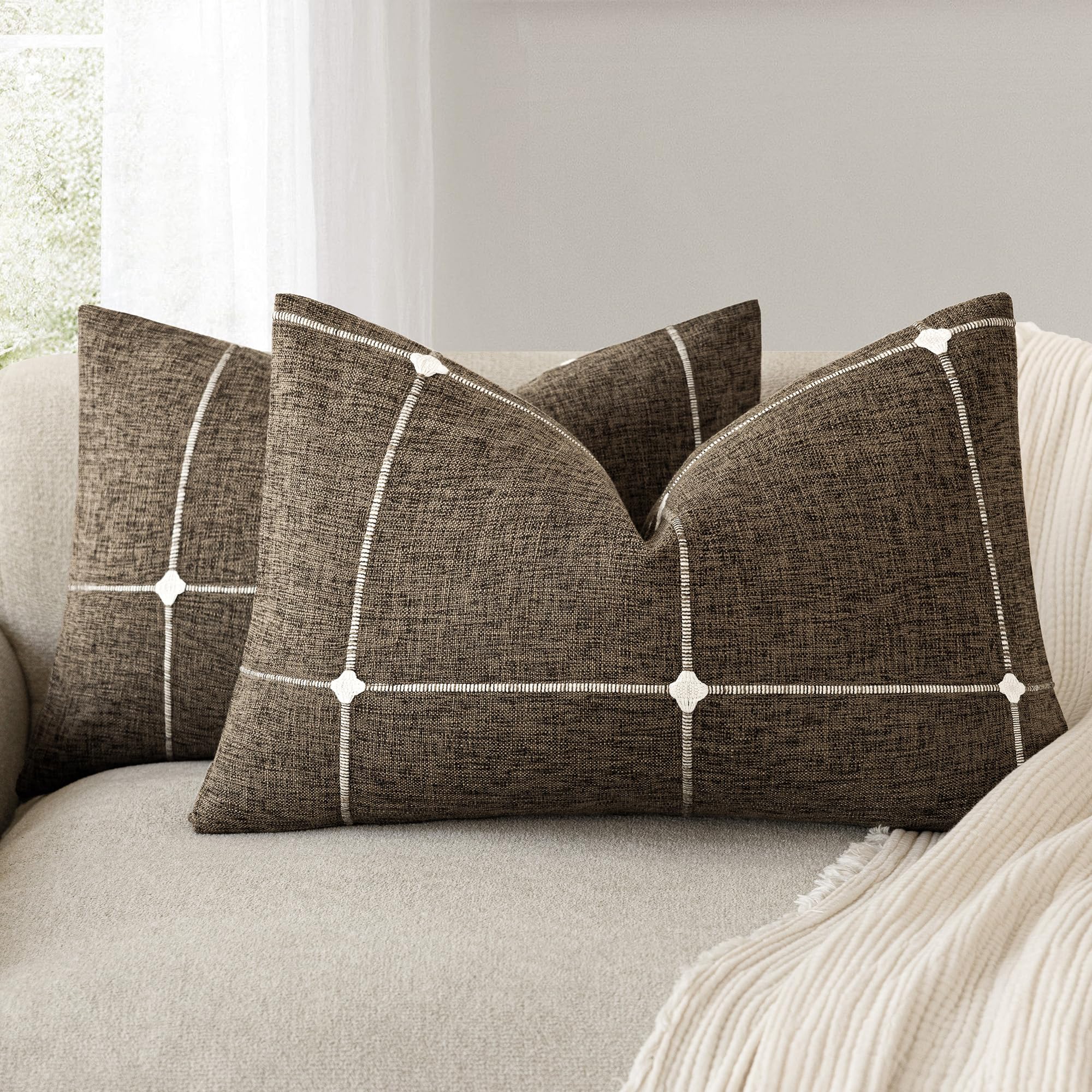 Foindtower Pack of 2 Decorative Faux Linen Jacquard Check Throw Pillow Covers Farmhouse Cushion Cover with Grid Textured Accent Pillowcase for Couch Sofa Living Room Home Decor,20×20 Inch,Olive Green