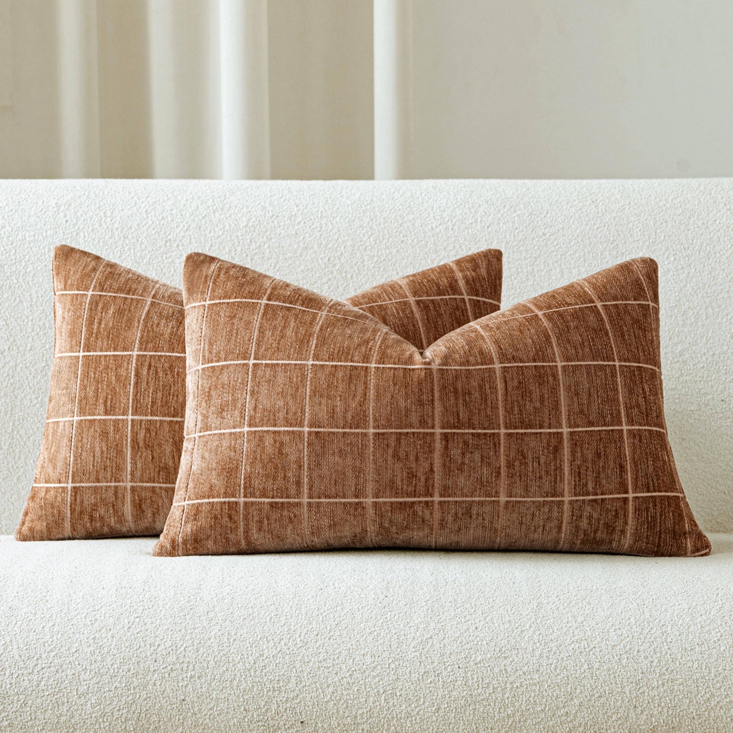 Decorative Chenille Plaid Throw Pillow Covers 18x18 Inch Set of 2 Vintage Check Couch Pillows Neutral Boho Farmhouse Cushion Covers Modern Home Decor for Sofa Bed Living Room Taupe Grey
