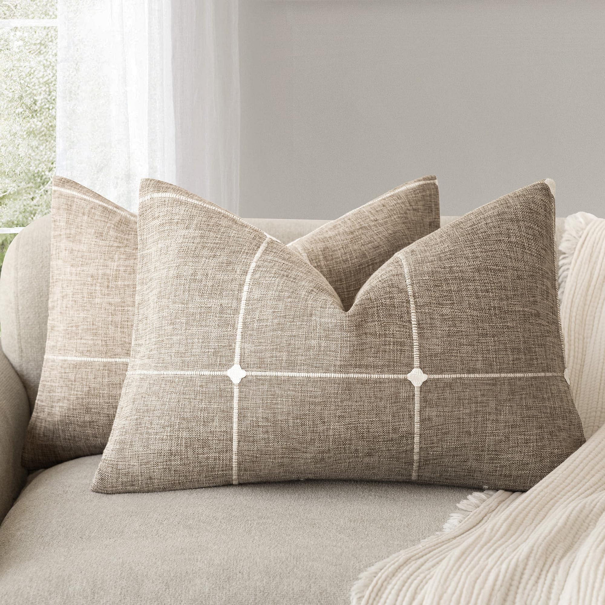 Foindtower Pack of 2 Decorative Faux Linen Jacquard Check Throw Pillow Covers Farmhouse Cushion Cover with Grid Textured Accent Pillowcase for Couch Sofa Living Room Home Decor,20×20 Inch,Olive Green